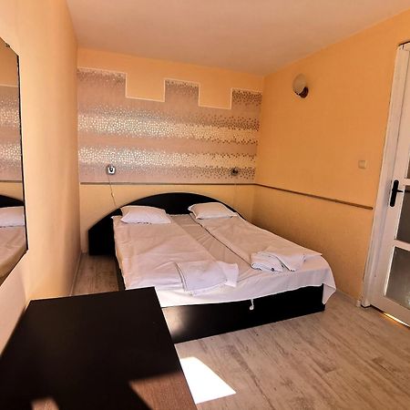 Family Hotel White House Πομόριε Εξωτερικό φωτογραφία