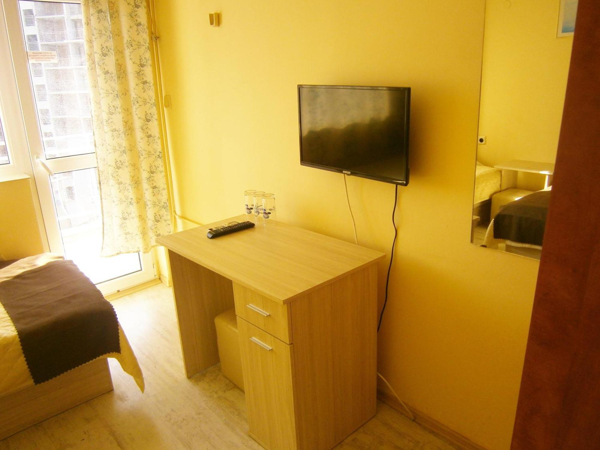 Family Hotel White House Πομόριε Εξωτερικό φωτογραφία