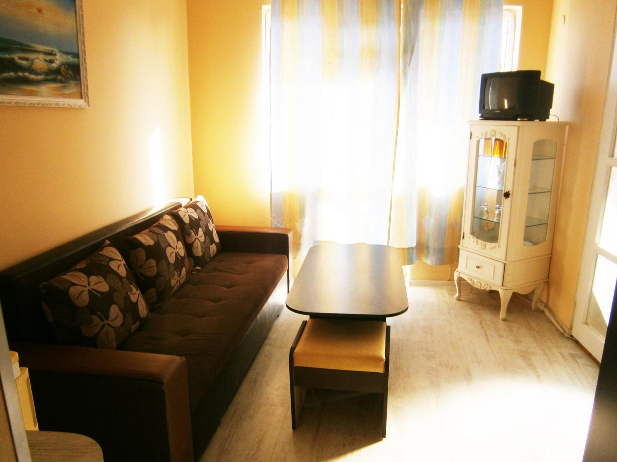 Family Hotel White House Πομόριε Εξωτερικό φωτογραφία