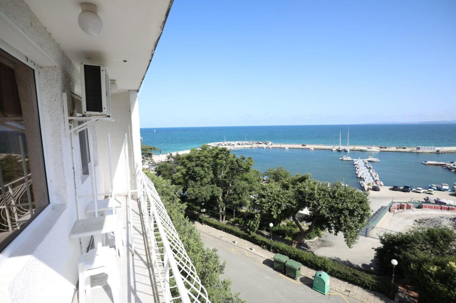 Family Hotel White House Πομόριε Εξωτερικό φωτογραφία